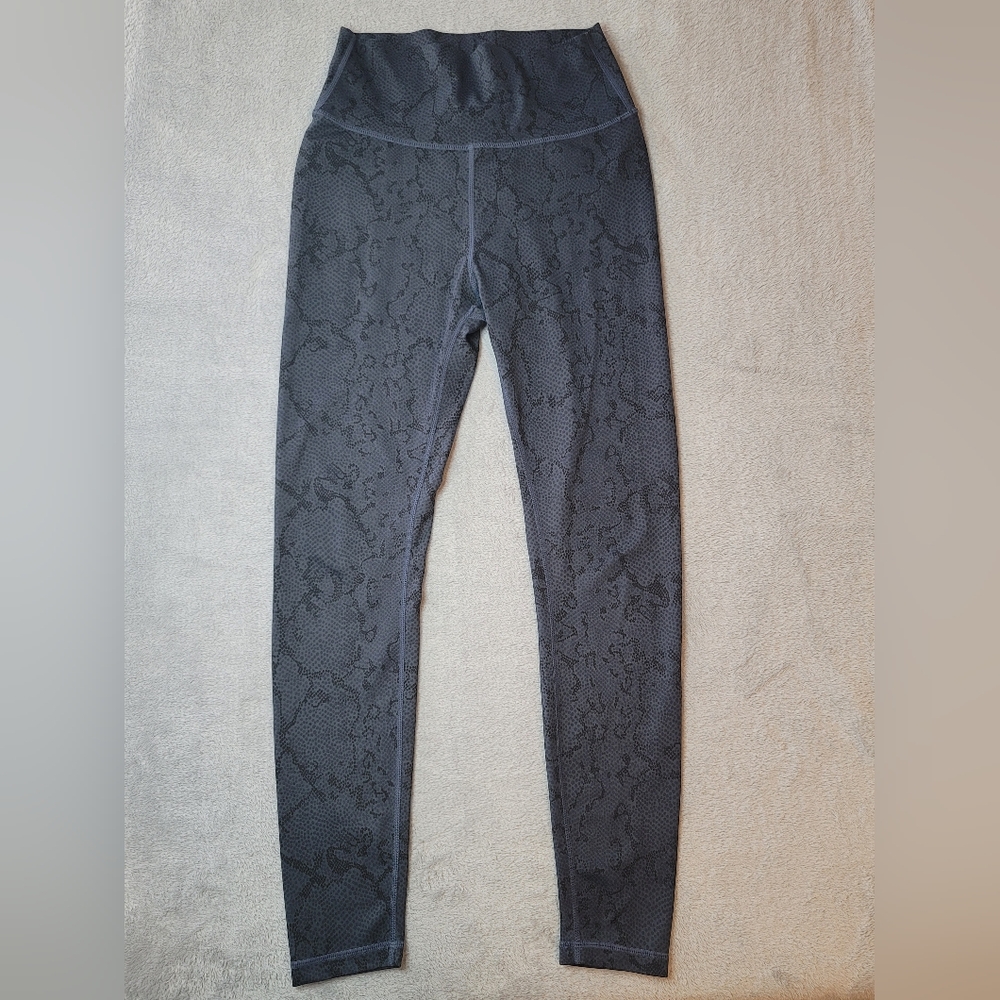 All Fenix Python Charcoal Snake Print Leggings - Size M - Picture 4 of 11